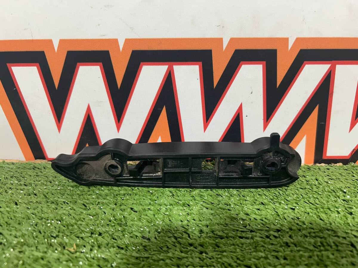 LR034222 Front bumper bracket left Range Rover Evoque L538 (2012-2018) Used